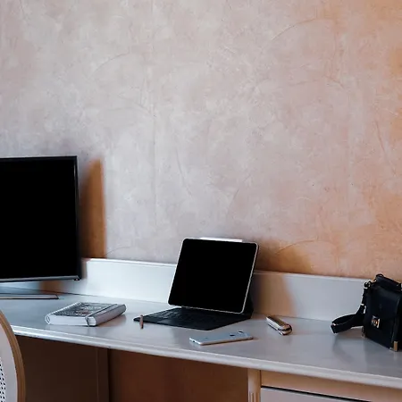 Chateau De Fontanges ホテル