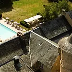 Chateau De Fontanges מלון 4*