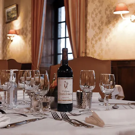 Hotel Château De Fontanges 4*