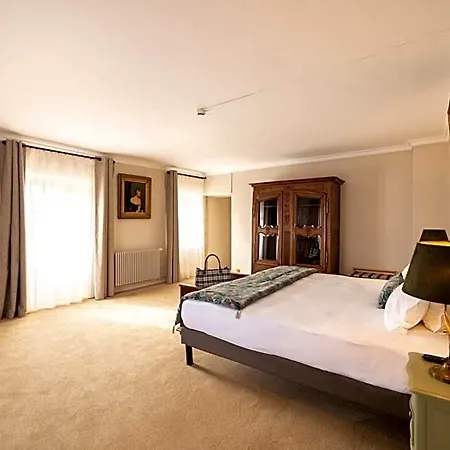 فندق Chateau De Fontanges 4*