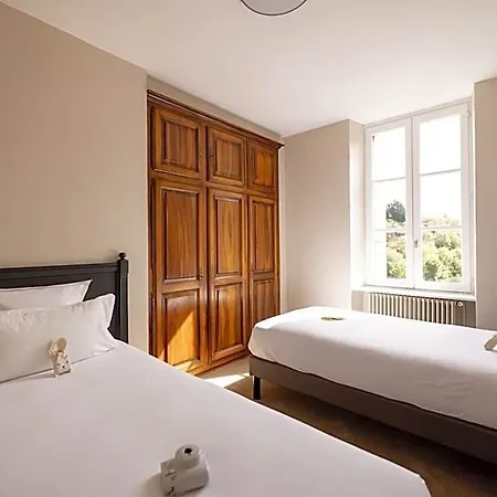 Chateau De Fontanges 4*
