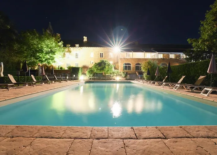 Отель Chateau De Fontanges