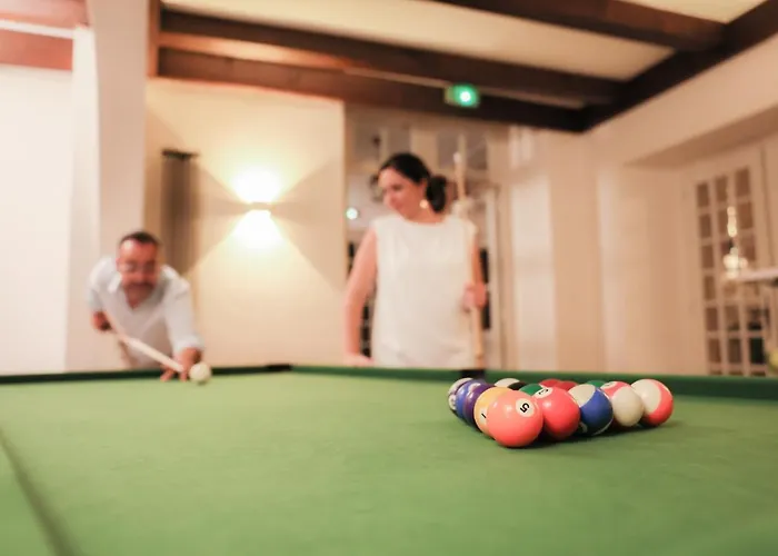 Chateau De Fontanges Отель 4*