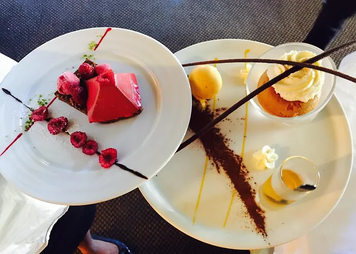 Отель Chateau De Fontanges